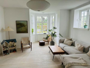 Luxury villa close to the beach in Vedbæk